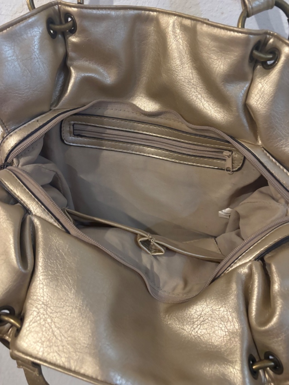 Purse - Picture 2 of 2